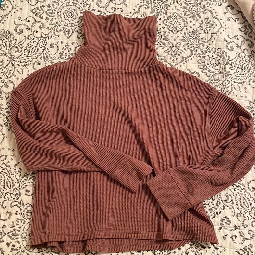 Abercrombie & Fitch Long-Sleeve Waffle Turtleneck
